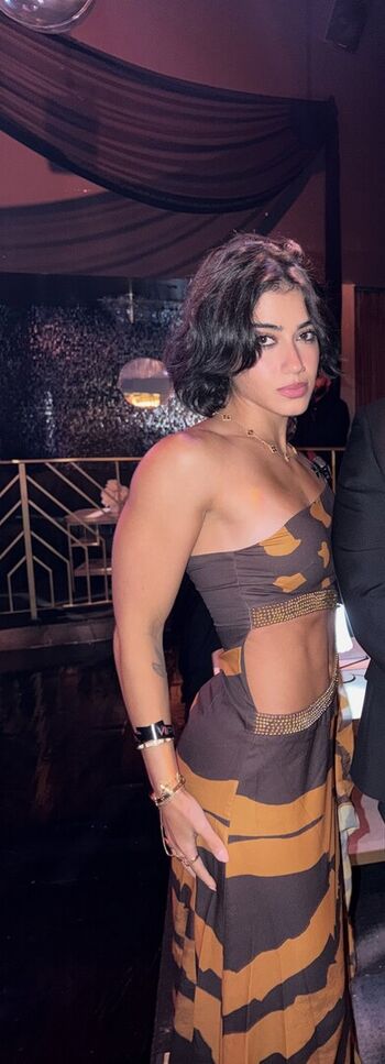 Full leaked Sara saffari private photo