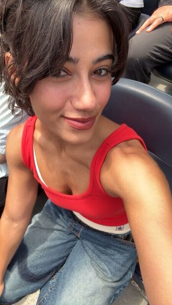 Full leaked Sara saffari private photo