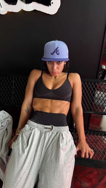 Full leaked Sara saffari private photo