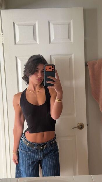 Full leaked Sara saffari page private photo