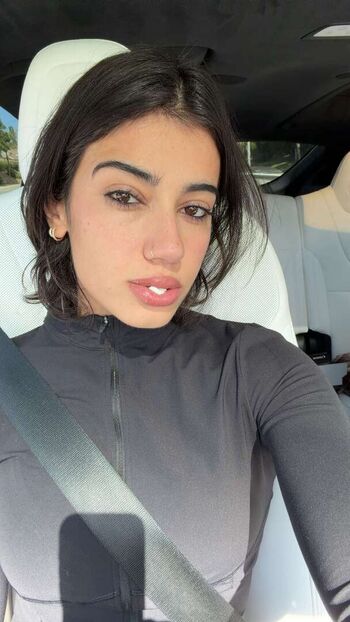 Full leaked Sara saffari private photo