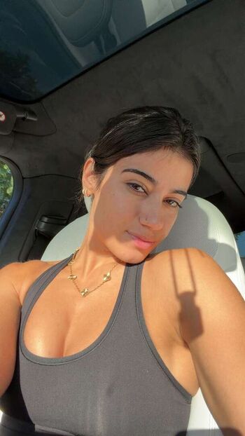 Full leaked Sara saffari private photo