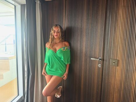 Full leaked Sarabella harris private photo