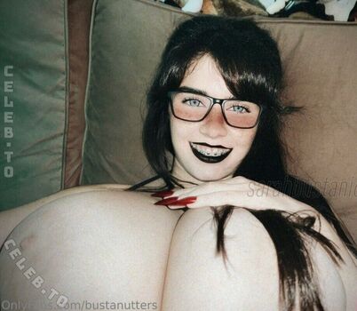 Full leaked Sarah bustani  page private photo