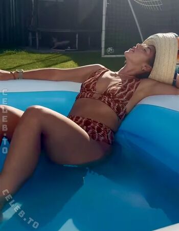 Full leaked Sarah engels private photo