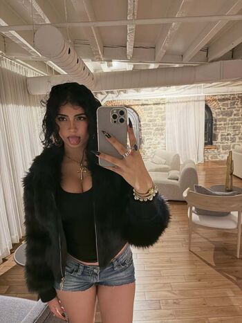 Full leaked Sarah hadjih private photo