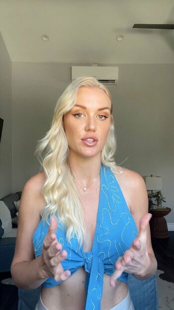 Full leaked Sarah lea page private photo