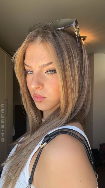 Full leaked Sarah lorema private photo