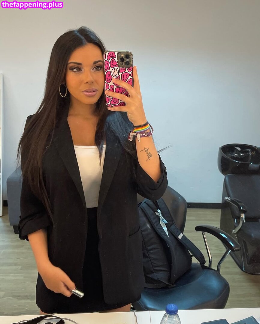 Sarah Perez Santaolalla