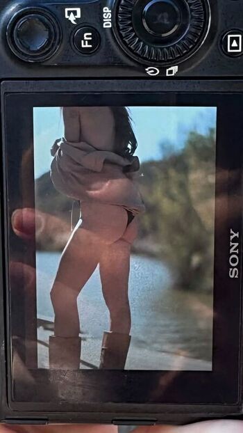 Full leaked Sarah shahi private photo