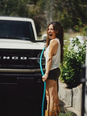 Full leaked Sarah shahi private photo