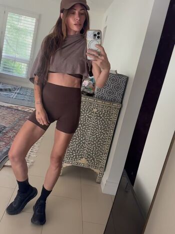 Full leaked Sarah shahi private photo