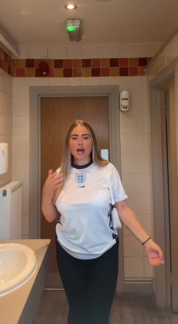 Full leaked Sarahlightx private photo