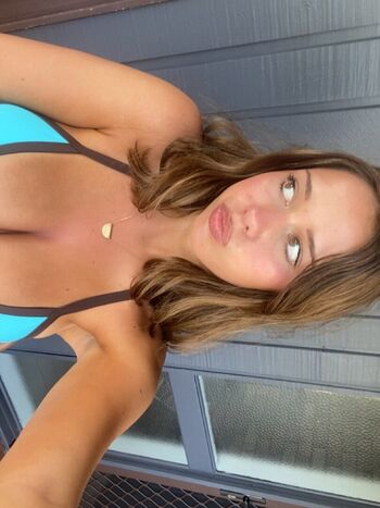 Full leaked Sarahsttanley private photo