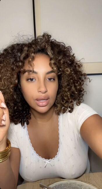 Sarahyasminaa
