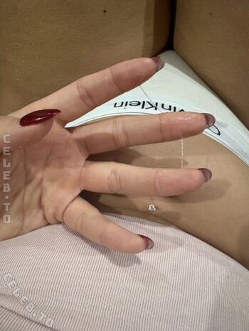 Full leaked Saraklein private photo