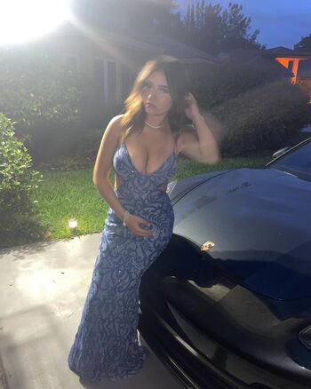 Full leaked Saraxoxo page private photo