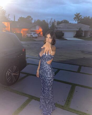 Full leaked Saraxoxo page private photo