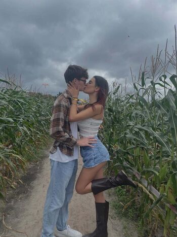 Full leaked Saraxoxo page private photo