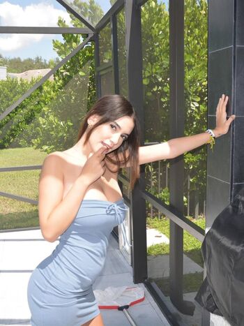 Full leaked Saraxoxo page private photo