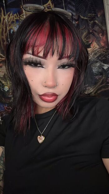 Full leaked Sarynthia private photo
