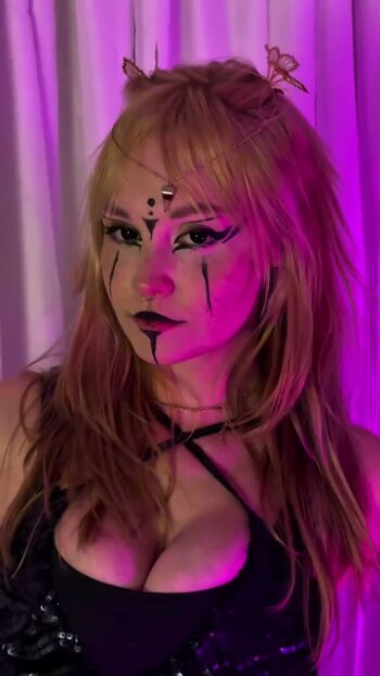 Leaked Tinakay/ private photo viral onlyfans