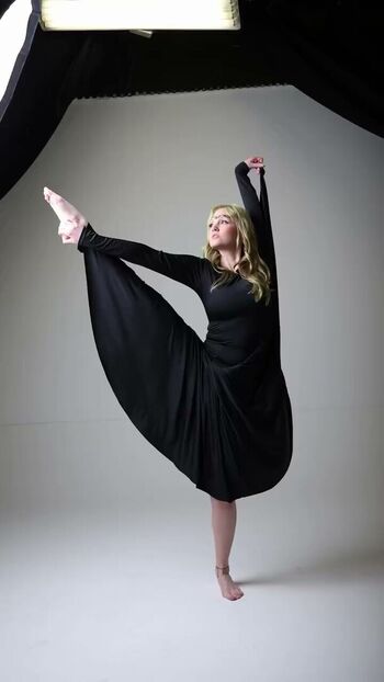 Full leaked Mischa brooks/ private onlyfans photo