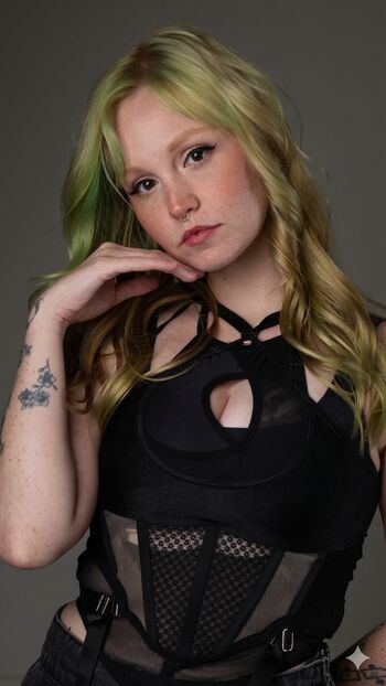 Leaked Isabella ardley / private photo viral onlyfans