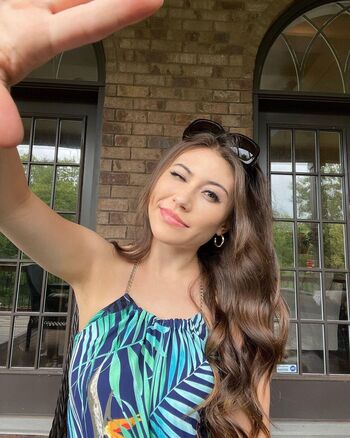 Full leaked Sasha emiri private photo