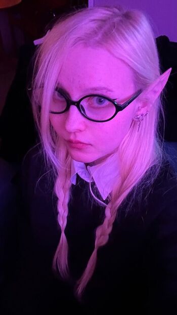 Full leaked Sasha gaier private photo