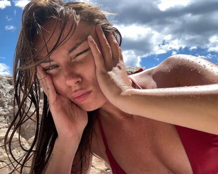 Full leaked Sashahummel private photo