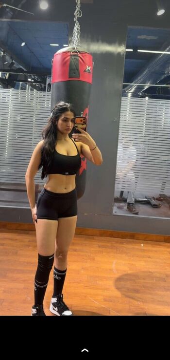 Full leaked Sassy poonam private photo