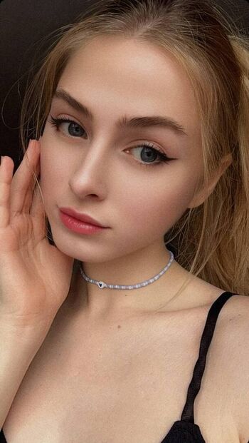 Full leaked Sassynessa page private photo