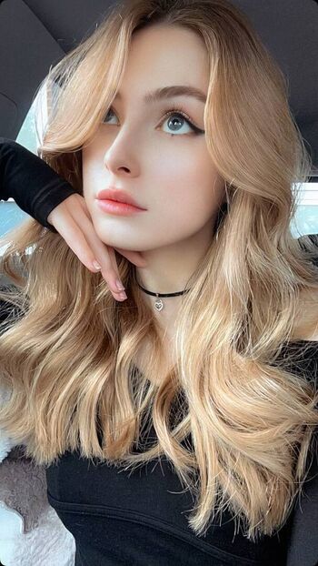 Full leaked Sassynessa page private photo