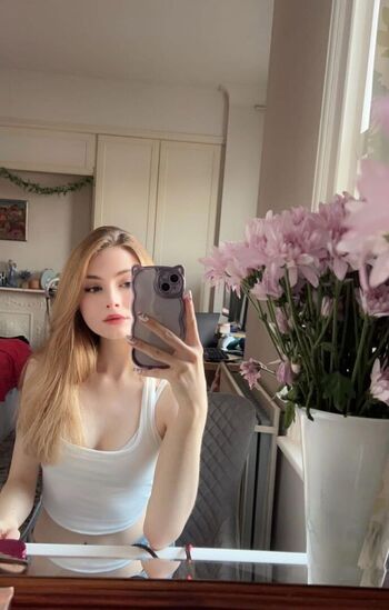 Full leaked Sassynessa page private photo