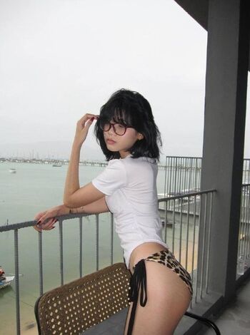 Full leaked Satewie private photo