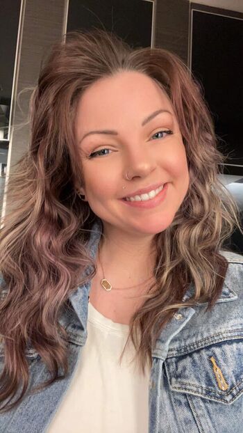 Full leaked Schatzie private photo