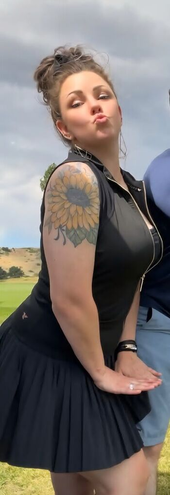 Full leaked Schatzie private photo