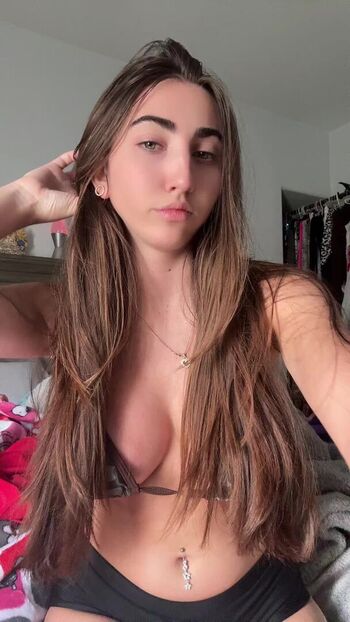 Full leaked Schylar vixen private photo