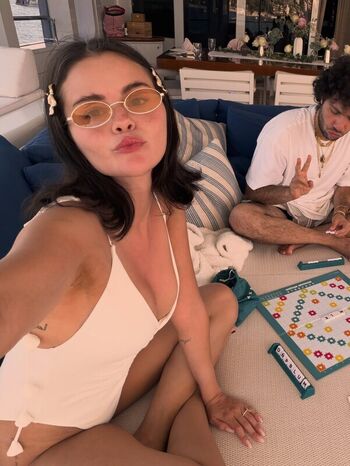 Full leaked Selena gomez page private photo