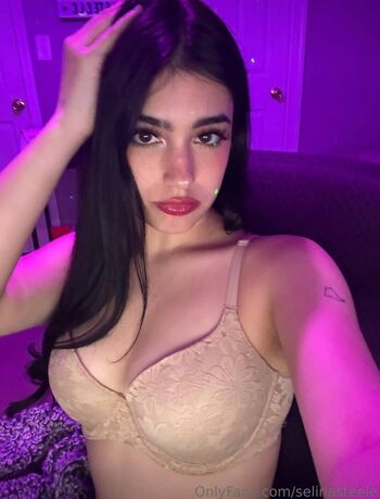 Full leaked Selena steele private photo
