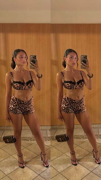 Full leaked Selia santini private photo