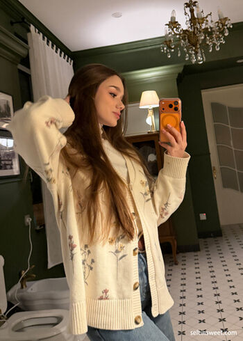 Full leaked Seltinsweet page private photo