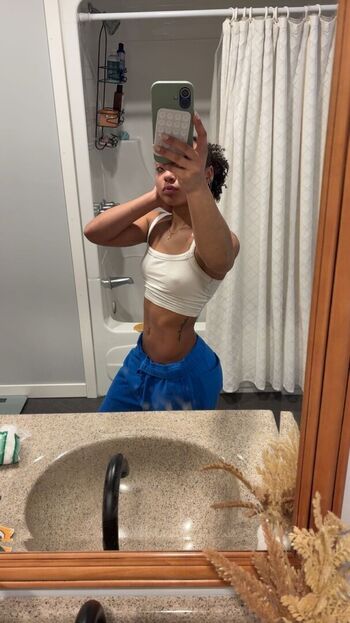 Full leaked Sendtee private photo