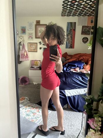 Full leaked Sendtee private photo