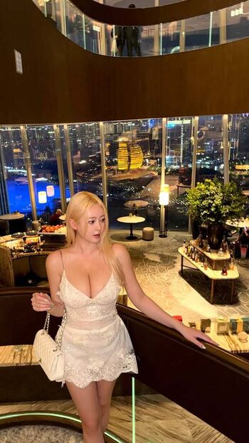 Full leaked Seon h e private photo