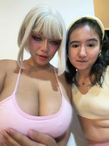 Full leaked Seraphine private photo