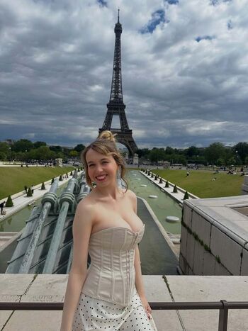 Full leaked Serena skybourne private photo