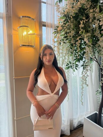 Full leaked Serenaaz private photo