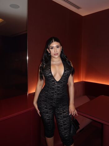 Full leaked Serenaaz private photo